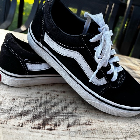 VANS Off The Wall Ward Mens SIZE 7
M BLACK & WHITE Suede & Canvas - Picture 8 of 8